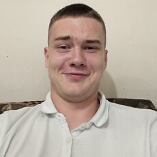 Фотография мужчины Антон, 18 лет из г. Псков