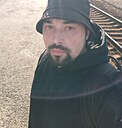 Роман, 33 года