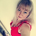 Strawberry, 33 года