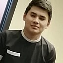 Умиджан, 21 год