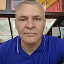 Den, 42 года