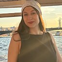 Полина, 23 года