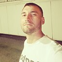 Толик, 31 год