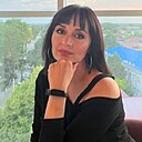 Zara, 42 года