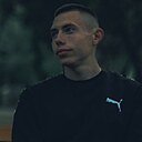 Денис, 22 года