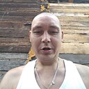 Михаил, 33 года