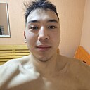 Ernur, 21 год