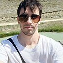 Исса, 22 года