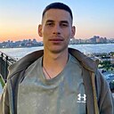 Максим, 24 года