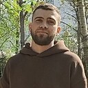 Roman, 33 года