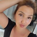 Луна, 27 лет