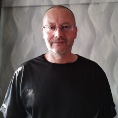 Сергей, 44 из г. Новомосковск.