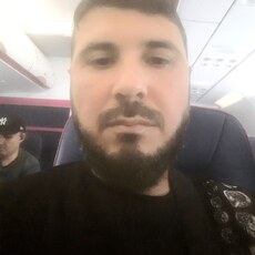 Али, 36 из г. Берлин.