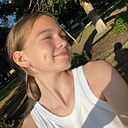 Настя, 18 лет