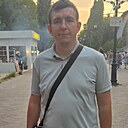 Михаил, 32 года