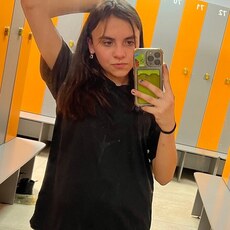 Лиза, 18 из г. Красноярск.