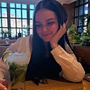 Алёна, 23 года