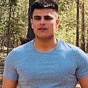 Макс, 32 года