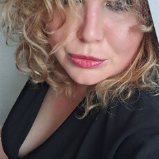 Фотография девушки Mona, 46 лет из г. Санкт-Петербург