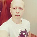 Михаил, 32 года