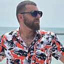 Виктор, 32 года