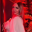 Тори, 44 года