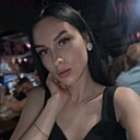 Victoria, 24 года