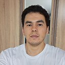Donald Trumpovic, 30 лет