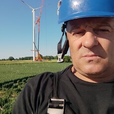 Фотография мужчины Aleksandr, 45 лет из г. Познань