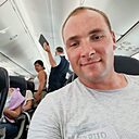 Павел, 33 года