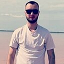 Мужчина, 34 года
