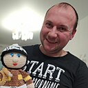 Роман, 44 года