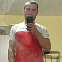 Скар Лион, 33 года