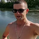 Антон, 33 года