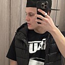 Максим, 24 года