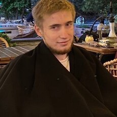 Фотография мужчины Рома, 22 года из г. Тюмень