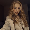 Юля, 24 года
