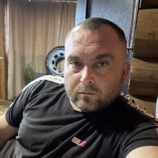 Фотография мужчины Артём, 37 лет из г. Гагарин