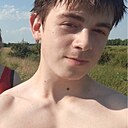 Денис, 24 года