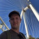 Денис, 32 года