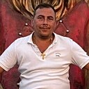 Давит, 42 года