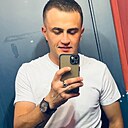 Анатолий, 24 года