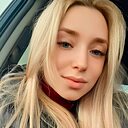 Анастасия, 18 лет