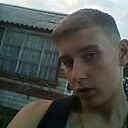 Максим, 24 года