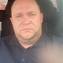 Виктор, 33 года