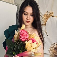 Фотография девушки Елизавета, 18 лет из г. Ульяновск