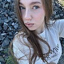 Вика, 18 лет