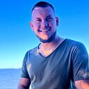 Михаил, 32 года