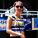 Она, 41 год