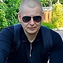 Лев, 39 лет